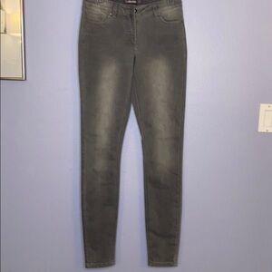 It’s denim jeans size 4 gray jeans